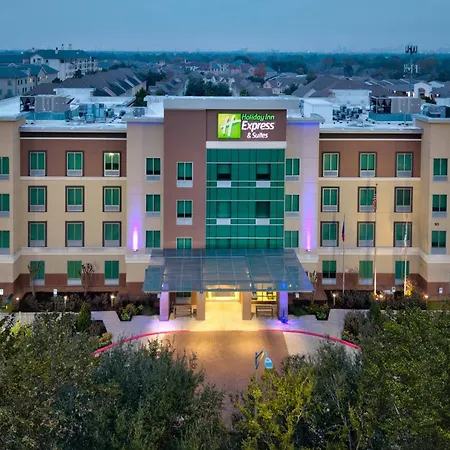 Holiday Inn Express & Suites Houston S - Medical Ctr Area By Ihg